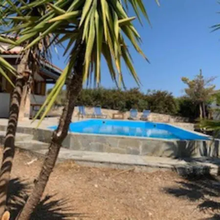Villa Yucca Palm *